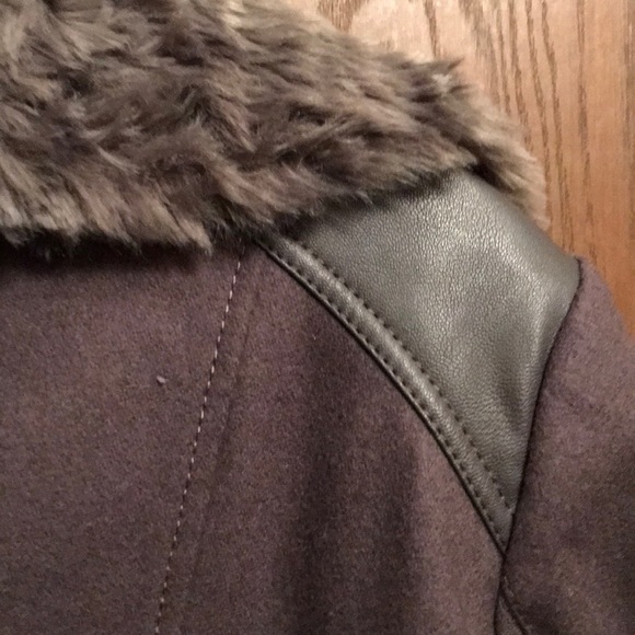 NEW! BCBG MAXAZRIA WINTER COAT - Picture 6 of 8